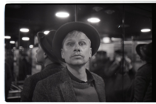 Im Café Exil - mit Robert Stadlober | © Robert Stadlober