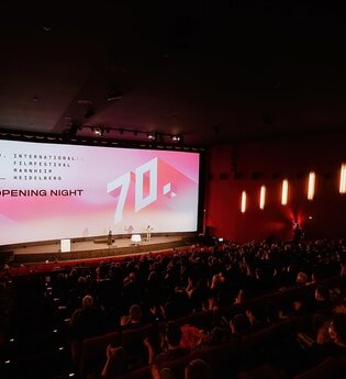 Internationales Filmfestival Mannheim Heidelberg, Besucher im Kinosaal | © IFFMH