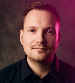 Jakob Schwerdtfeger "Punkt Punkt Komma Strich, fertig ist die Kunstgeschicht." VORPREMIERE