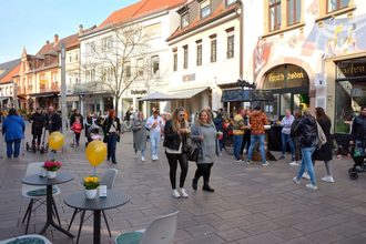Kerwe mit verkaufsoffenem Sonntag | © Stadtmarketing Schwetzingen