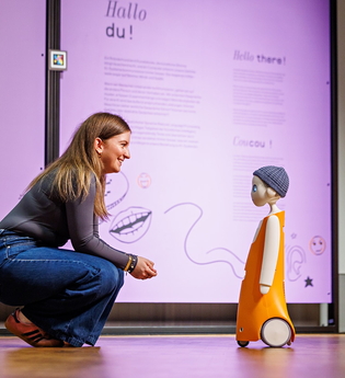 KI, was geht? | © Verwendung nur im Rahmen redaktioneller Berichterstattung über die experimenta Heilbronn gestattet. Quelle: experimenta gGmbH