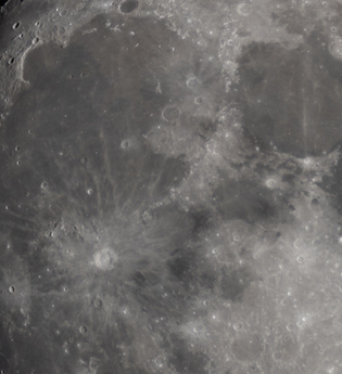 Krater, Schluchten, Wälle - Die Welt des Mondes | © RMS, Lang