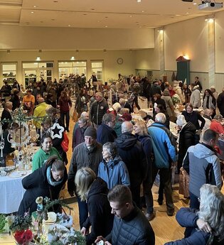 Kreativer Kunst- und Krämermarkt