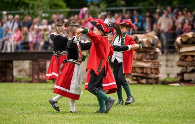 Kuchen- und Brunnenfest | © Michael Kuehneisen