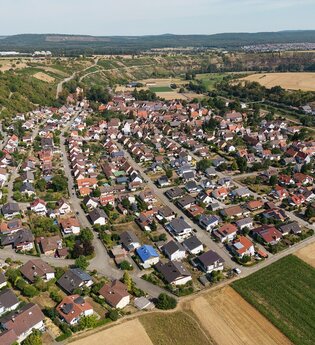 Mühlhausen an der Enz - abseits gelegen, aber nicht hinterm Mond