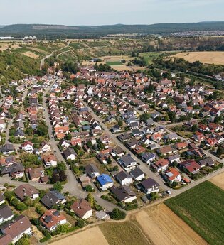 Mühlhausen an der Enz - abseits gelegen, aber nicht hinterm Mond