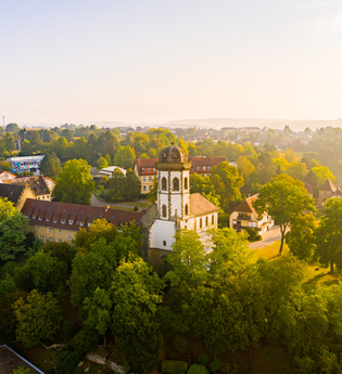 Luftaufnahme Stift Sunnisheim bei Sonnenaufgang