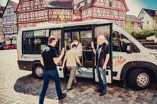 On Tour mit dem Bürgerbus | © Stadt Bad Wimpfen
