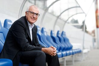 Prof. Christoph Schickhardt : "Elf Freunde müsst ihr sein" | © ©RA Prof. Schickhardt