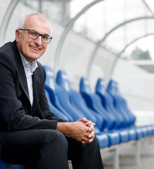 Prof. Christoph Schickhardt : "Elf Freunde müsst ihr sein" | © ©RA Prof. Schickhardt