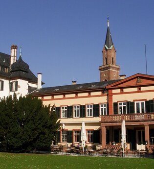 Rund ums Schloss - Stein und Grün erzählen Geschichten | © TI Weinheim