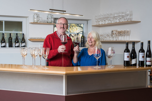 Gaststätte Mönchsberghof | Karin und Walter Schneider | Brackenheim-Dürrenzimmern | © NZT
