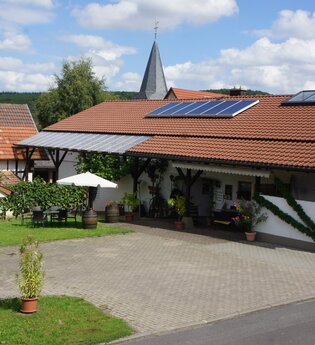 Sommerhecke im Winzerhof Baumann | © Winzerhof Baumann
