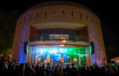 Live-Musik auf dem Unterwöhrd | © © Stadt Schwäbisch Hall - Michael Kühneisen