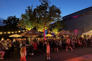 Sommernachtsfest der Becksteiner Winzer am Freitag