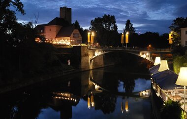 Wein auf der Insel | Weinfest Lauffen am Neckar | HeilbronnerLand | © Stadt Lauffen am Neckar