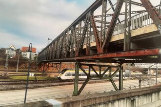 Eisenbahnbrücke , Seitenansicht zur "Ulmer Schanz"