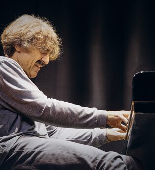 Thomas Scheytt   -  Piano Solo
