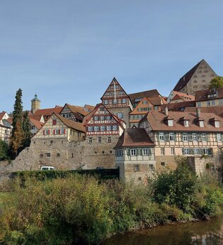 Schwäbisch Hall vom Kocher aus