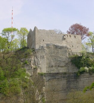 Vom ehemaligen Mühlehof-Areal zur Burgruine Löffelstelz und dem Senderareal