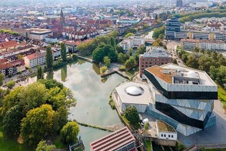 Vom Industrieareal zur Wissenswelt - Die experimenta