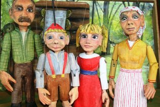 4 Marionettenfiguren Hänsel und Gretel | © Werkstattbühne Helmstadt