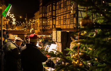 Blaskapelle vor Fachwerk Altstadt