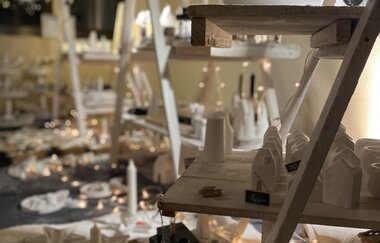 Kunsthandwerk  aus Gips beim Weihnachtszaubermarkt auf dem Weingut Vincon-Zerrer | © Weingut Vincon-Zerrer