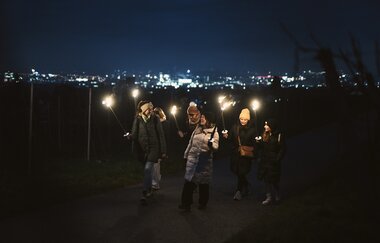 Glühwein-Fackelwanderung - winterliche Weinerlebnistouren HeilbronnerLand | © HeilbronnerLand