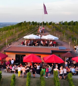 Breuningers Wengertshäusle geöffnet | © Obst & Weinbau Breuninger