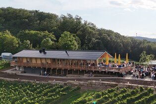 Drohnenaufnahme vom Weinausschank Christophsblick am Michaelsberg | © Weingärtner Cleebronn-Güglingen