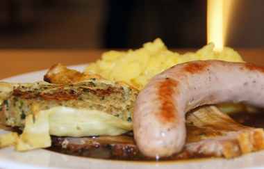 Weingasthaus Burgblick | Besenwirtschaft | Weinsberg | Burgruine Weibertreu | © Tourismus im Weinsberger Tal e.V.