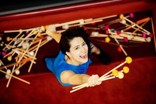 WKO & Vivi Vassileva - Verzaubert mit Percussion | © Julia Wesely