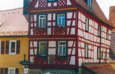 Außenasicht Gasthaus Kräuterweible Bad Wimpfen | © Familie Seltenreich