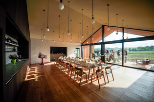 19.04.2026 - Wine & Dine mit Sterneköchin Sarah Hallmann