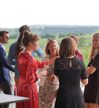 26.06.2026 - Wein Erlebnis Abend: Sommerweine auf der Panoramaterrasse