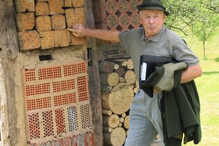 Der Brunnenweg | naturkundliche Führung in Pfaffenhofen mit Förster a.D. Robert Böckle