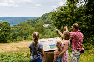 Eberbach wandert: Neckarsteig und „Eberbacher Pfad der Flussgeschichte“ | © Stadt Eberbach / Andreas Held