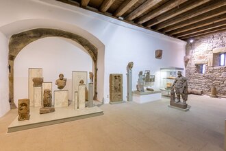 Führung durch das Historische Museum im Steinhaus | © Stadt Bad Wimpfen