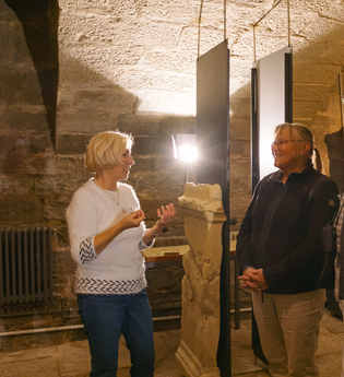 Führung im Weygang-Musuem | © Hohenloher Perlen