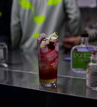 Lioness Rocks | Löwenstein-Hößlinsülz | Destillerie | Cocktails | Mocktails | Brennerei | Tastings | Hofladen | Weinsberger Tal | © Tourismus im Weinsberger Tal e.V.