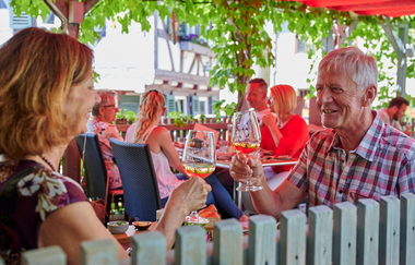 In vertrauter Runde | Pauschalangebote | Weinprobe | © Neckar-Zaber-Tourismus e.V