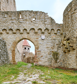 Innerer Zwinger | Burg Hornberg | Neckarzimmern | © Marc Gilardone