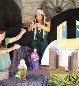 Märchenpuppenspiel | Märchenerzählerinnen | HeilbronnerLand | © Balsam Märchen-Team