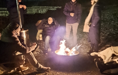 Menschen am Lagerfeuer | © Lauffener Weingärtner eG