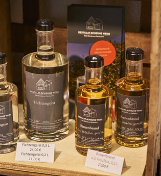 Destillat-Scheune Weiss | Brennerei | Wüstenrot | Neulautern | Weinsbergertal | © Tourismus im Weinsberger Tal e.V.