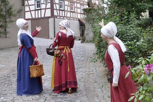 Wimpfener Weyber in der Schwibbogengasse | © Stadt Bad Wimpfen