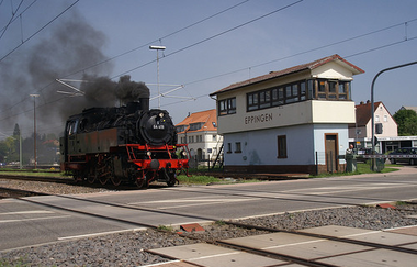 Stellwerk West mit historischer Eisenbahn | Stadt Eppingen | © Große Kreisstadt Eppingen