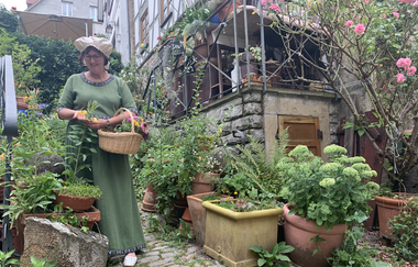 Unterwegs mit der Kräuterfrau | Gruppenangebot | © Stadt Bad Wimpfen