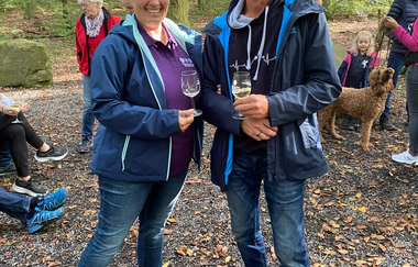 Weinspaziergang mit Picknickrucksack am Heuchelberg